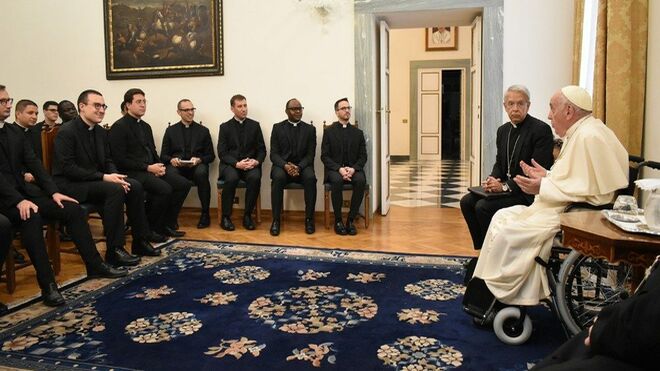 Francisco y los futuros nuncios