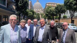 El Papa recibió a las víctimas de los combonianos