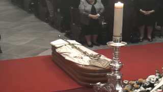 El féretro de Antonio Montero