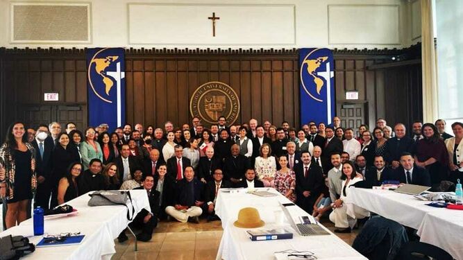 Apertura del curso en Washington
