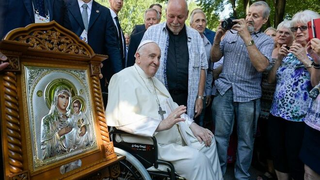 Visita sorpresa del Papa a un centro de acogida de Quebec