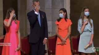 La reina Letizia no quiso persignarse... ¿y qué?