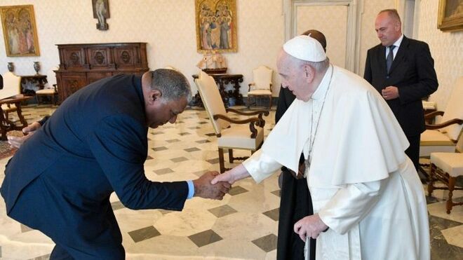 El Papa recibe en audiencia al Presidente de la República de Fiyi