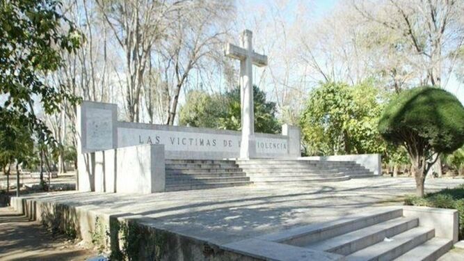 Máxima tensión en Castellón ante la retirada de la 'Cruz de Ribalta'