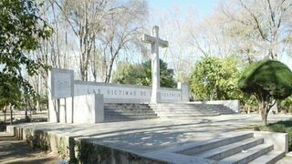 Máxima tensión en Castellón ante la retirada de la 'Cruz de Ribalta'