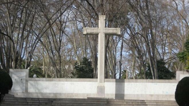 La polémica Cruz de Ribalta