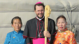 El cardenal Marengo, pastor de la pequeña comunidad católica de Mongolia