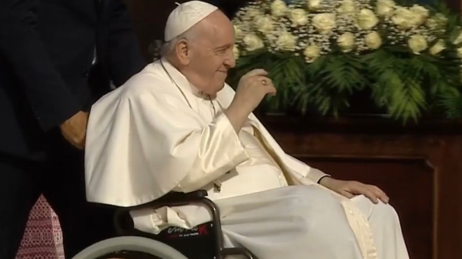 El Papa en L'Aquila