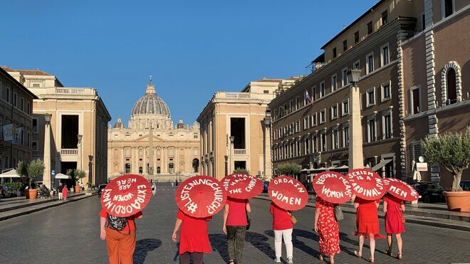 Mujeres de la WOC piden el sacerdocio femenino