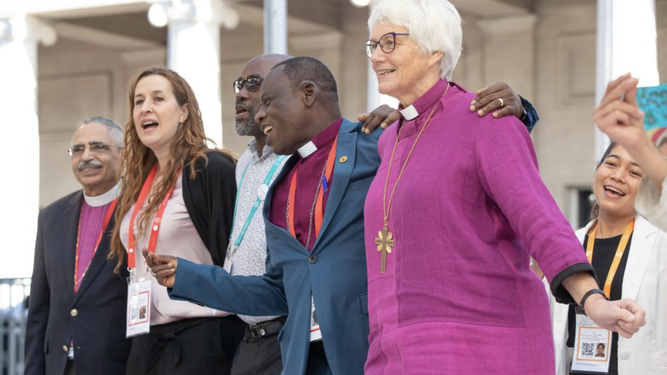 Participantes en la Asamblea ecuménica de Karlsruhe
