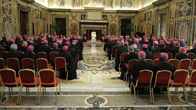 Ruenión representantes pontificios