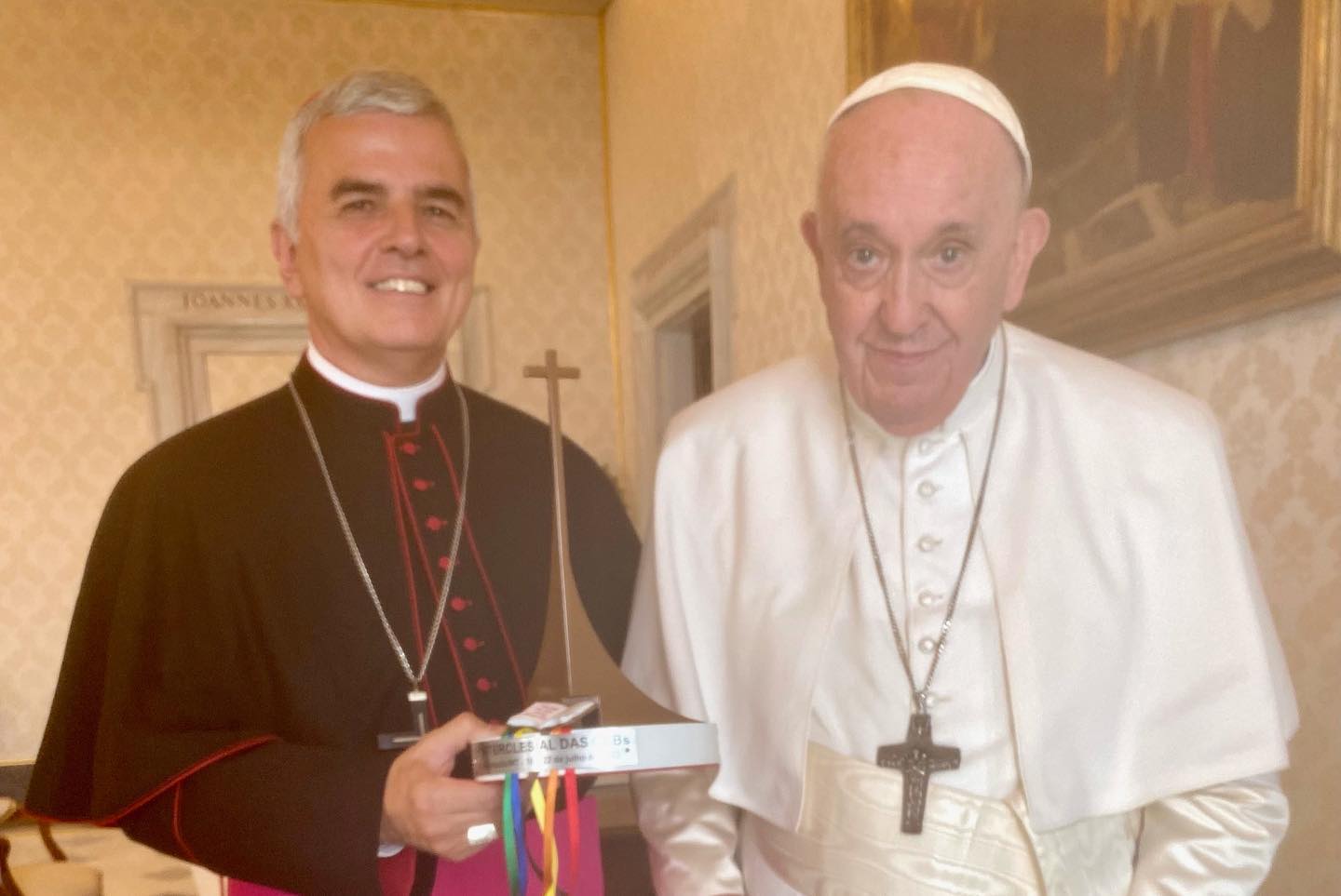Mons. Mauricio Jardim con el Papa Francisco