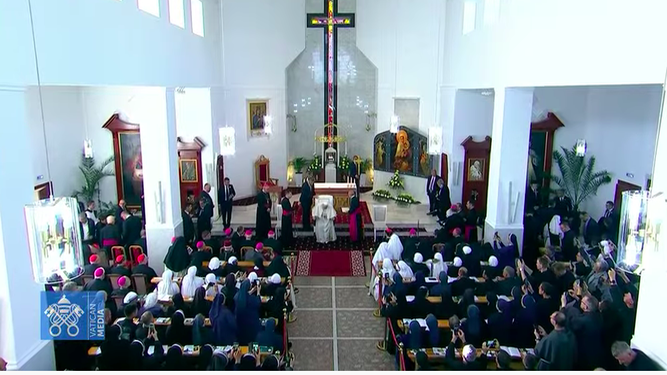 Encuentro del Papa en la catedral de Nursultán