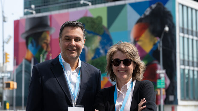 Magdalena Brier y Xavier Bertolín, directores generales de ProFuturo, en la sede de la ONU en NY