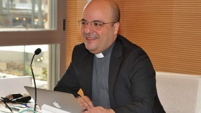 Carlos López Segovia