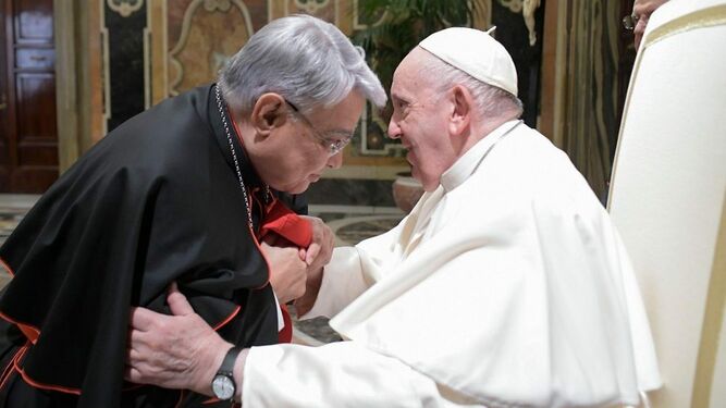 Francisco con el cardenal Semeraro, presidente del Dicasterio para la Causa de los Santos