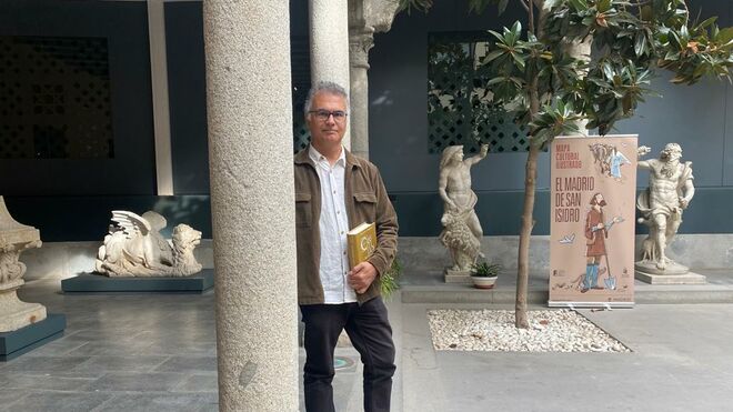 Miguel Sobrino, autor de 'Castillos y Murallas' (La Esfera de los Libros)