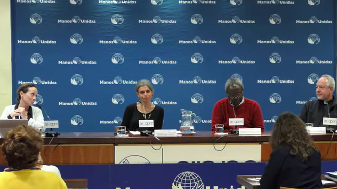 Mesa redonda de Manos Unidas
