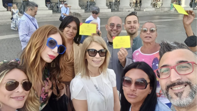 Algunas personas trans en la audiencia papal