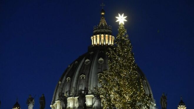 Árbol de Navidad en San Pedro