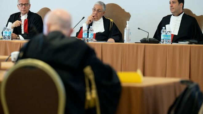 Nuevas revelaciones en el 'caso Becciu'
