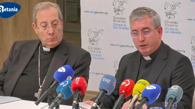 Fernando Prado y Francisco Pérez, durante la rueda de prensa en San Sebastián