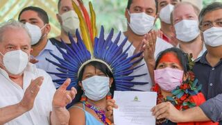 Lula con los pueblos indígenas