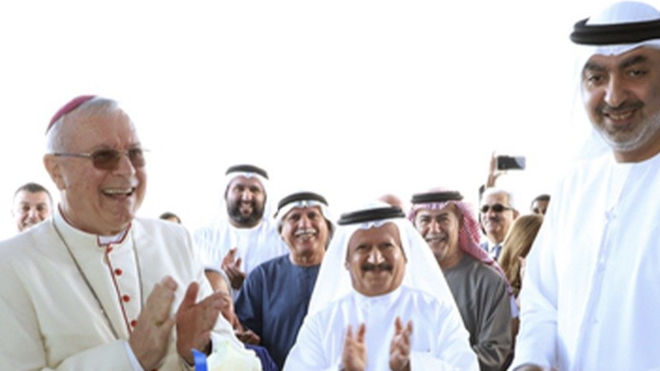 El vicario Paul Hinter