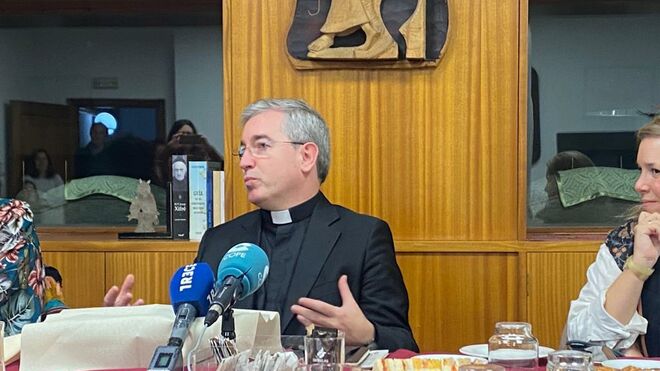 Fernando Prado, durante su encuentro con la prensa