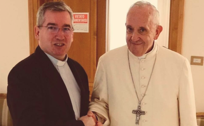 El Papa y Fernando Prado