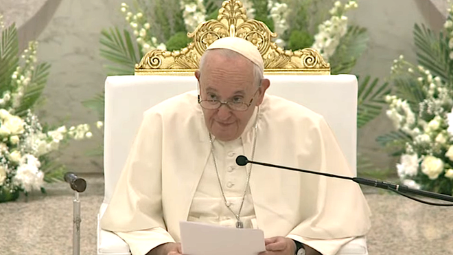 El Papa, en la iglesia de Baharein
