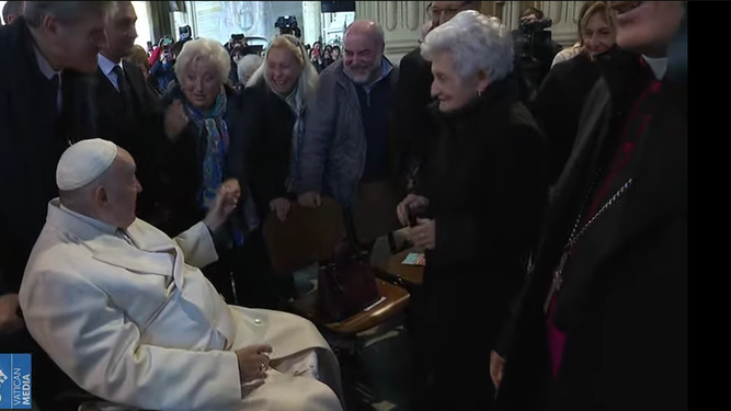 El Papa, con alguno de sus familiares