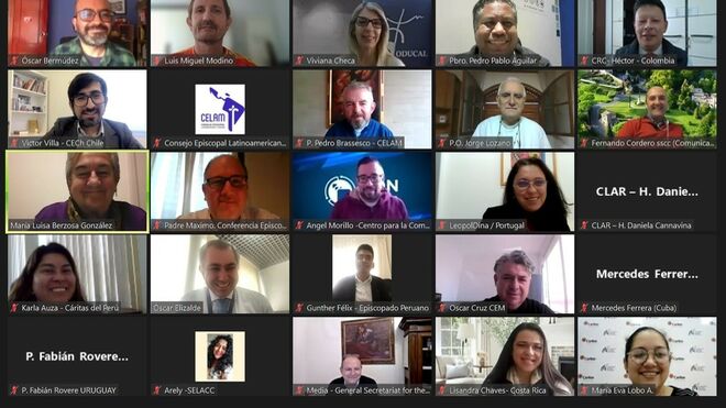 Presentación Etapa Continental del Sínodo a los comunicadores