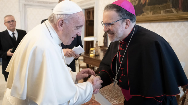John Stowe, con el Papa