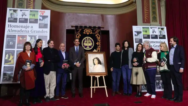 Homenaje a Almudena Grandes en el Ateneo