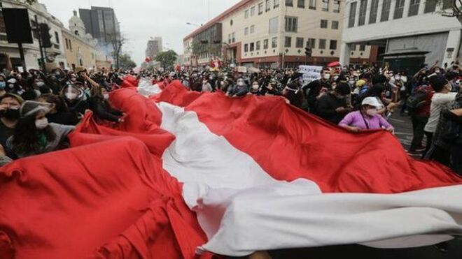 Episcopado Peruano: "Nadie debe obediencia a un gobierno usurpado"