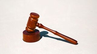 "nos merecemos una patria con justicia, con libertad y soberanía"