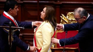 Dina Boluarte, nueva presidenta de Perú