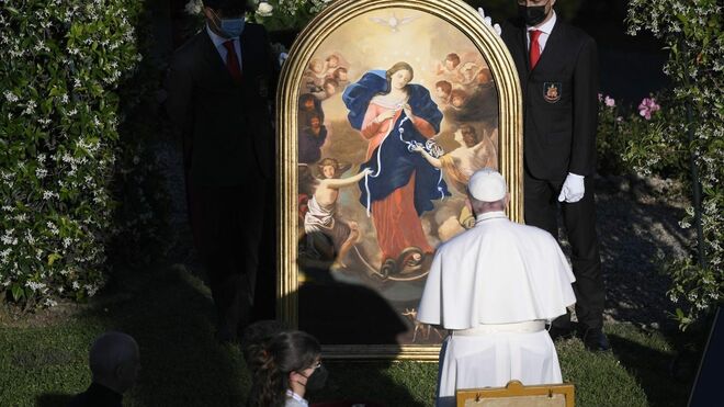 El Papa y la Virgen Desatanudos
