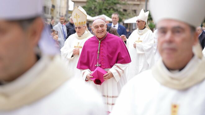 Benavent, a su entrada a la catedral de Valencia