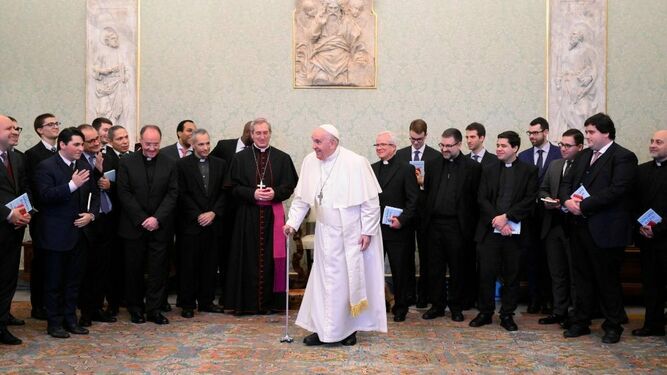 El Papa, con los seminaristas de Barcelona