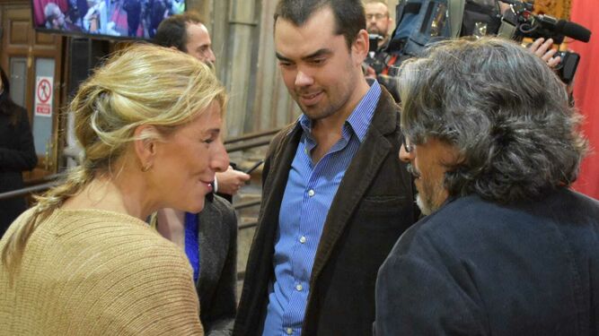 Yolanda Díaz, con Hernán Reyes y Jesús Bastante