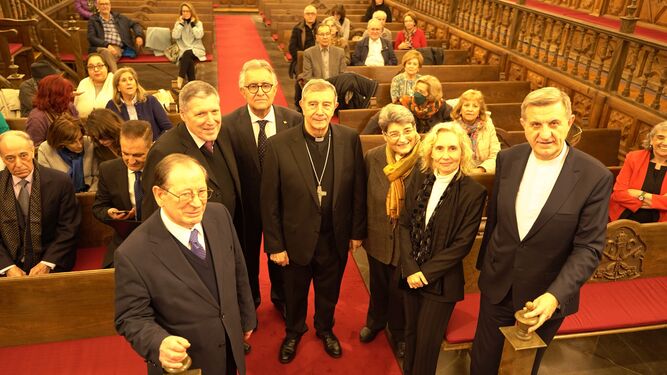 Con el obispo y Gran Canciller, José Luis Retana