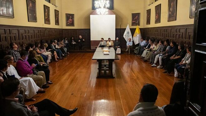 Reunión convocada por Carlos Castillo