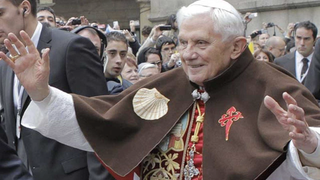 Benedicto en su visita a Compostela
