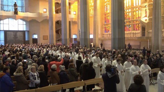 Funeral en la Sagrada Familia de Barcelona, que consagró Benedicto XVI en 2010