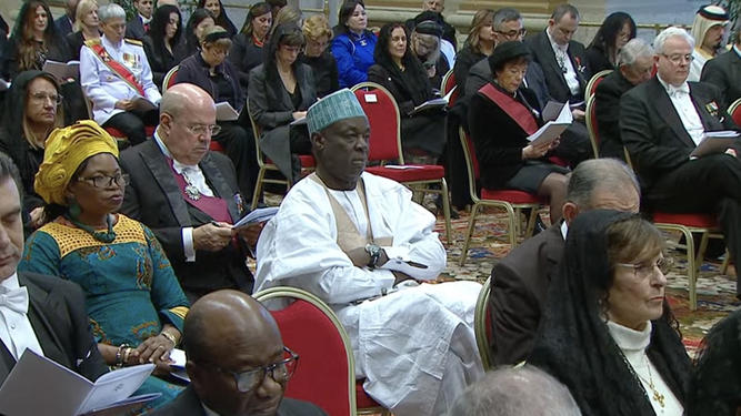 Miembros del Cuerpo Diplomático