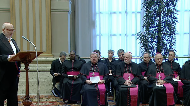 El Papa, con el Cuerpo Diplomático