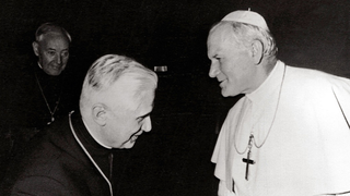 Joseph Ratzinger y Juan Pablo II