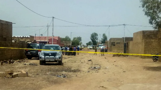 Violencia contra ahmadies